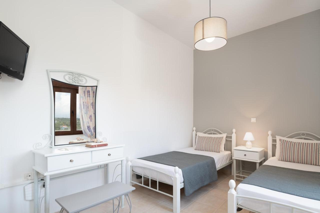 Family Villa Rousa In Rethymno With Pool, Bbq And Kids Area Loutra Exterior foto